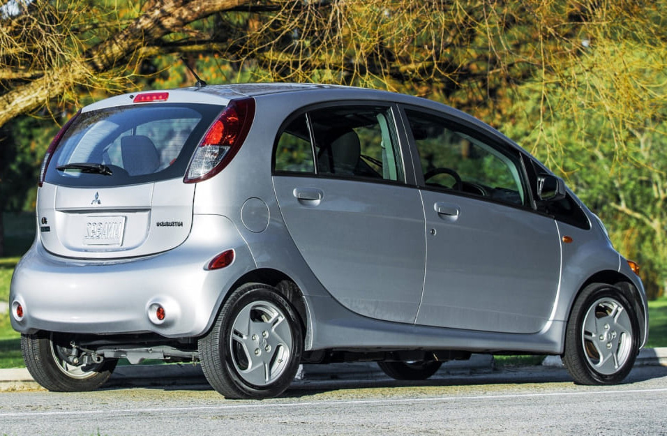 Замена аккумулятора Mitsubishi I-Miev