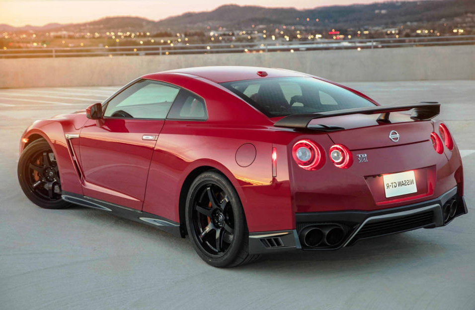 Замена аккумулятора Nissan Gt-R